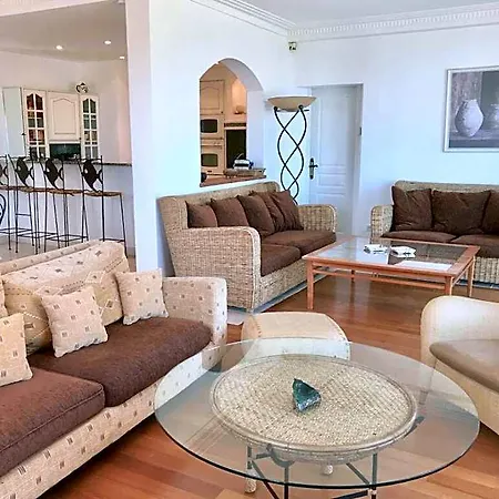 Bed & Breakfast Astar ***** - D'hote, Le Trayas